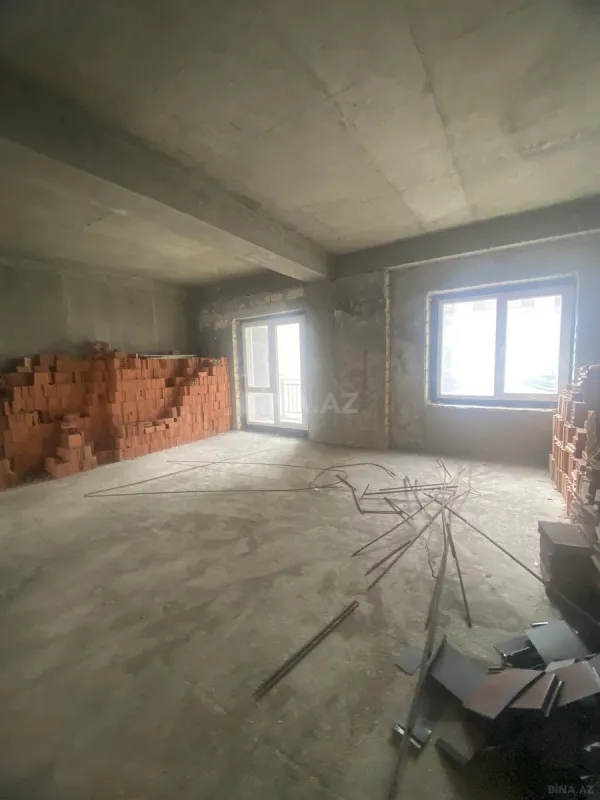 Satılır 3 otaqlı mənzil 164 m²