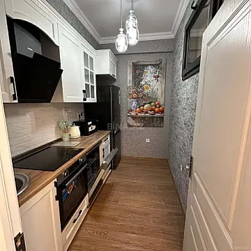 Kirayə verilir 2 otaqlı mənzil 50 m²