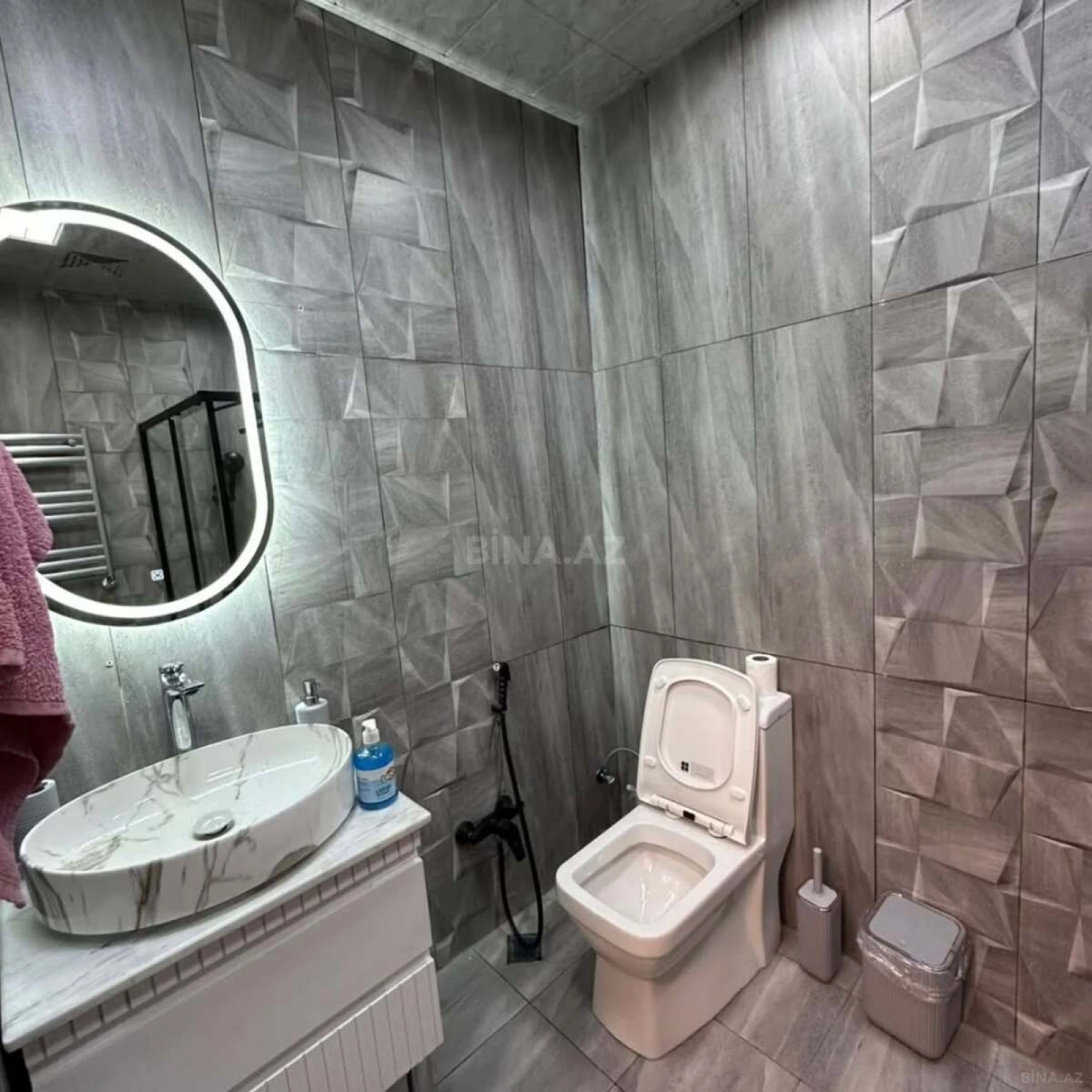 Kirayə verilir 2 otaqlı mənzil 50 m²