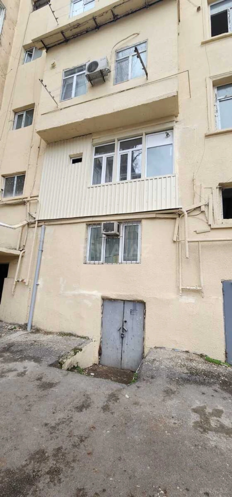 Satılır 1 otaqlı mənzil 30 m²