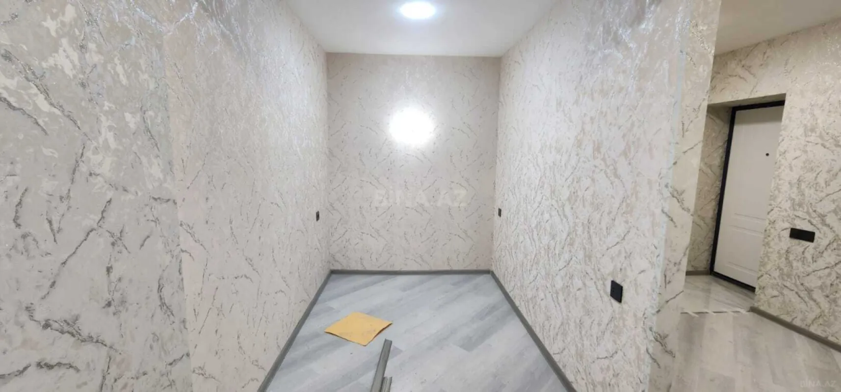 Satılır 1 otaqlı mənzil 30 m²