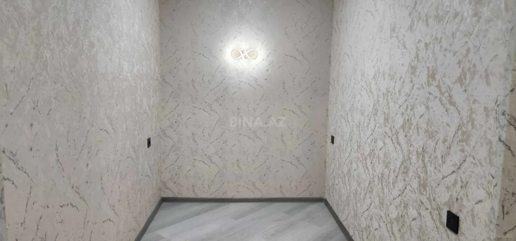 Satılır 1 otaqlı mənzil 30 m²