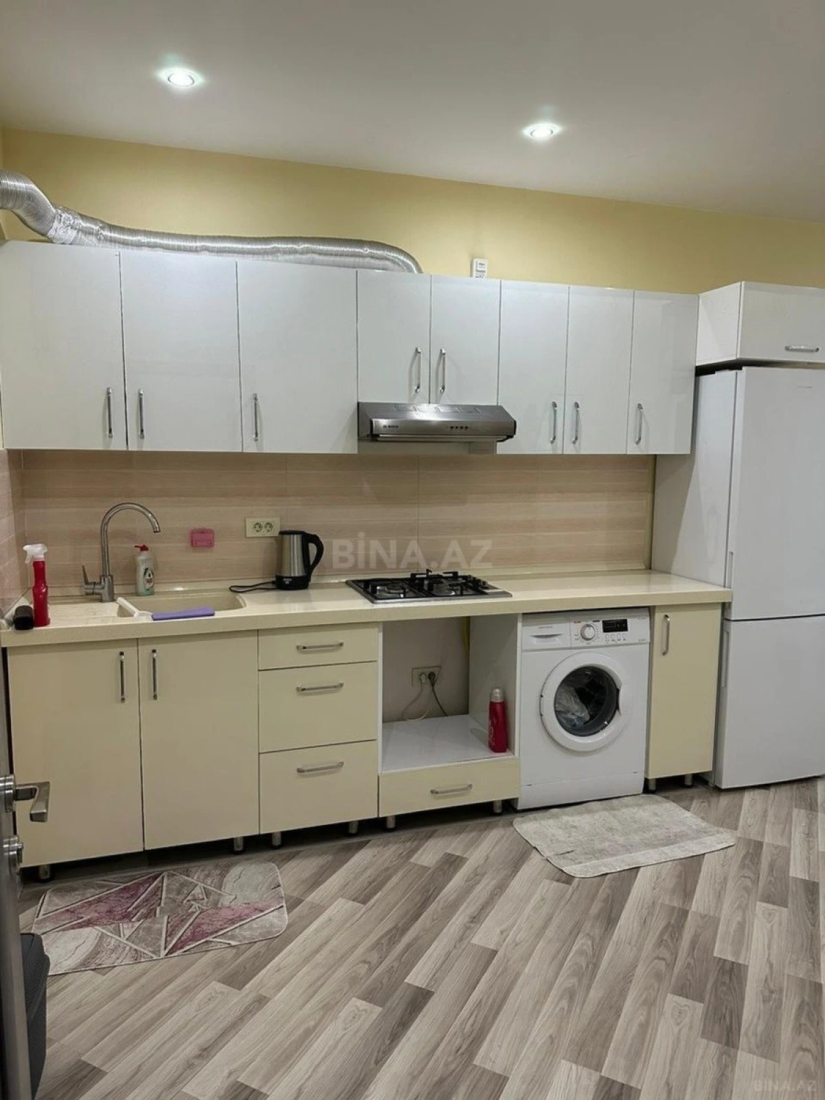 Kirayə verilir 2 otaqlı mənzil 55 m²
