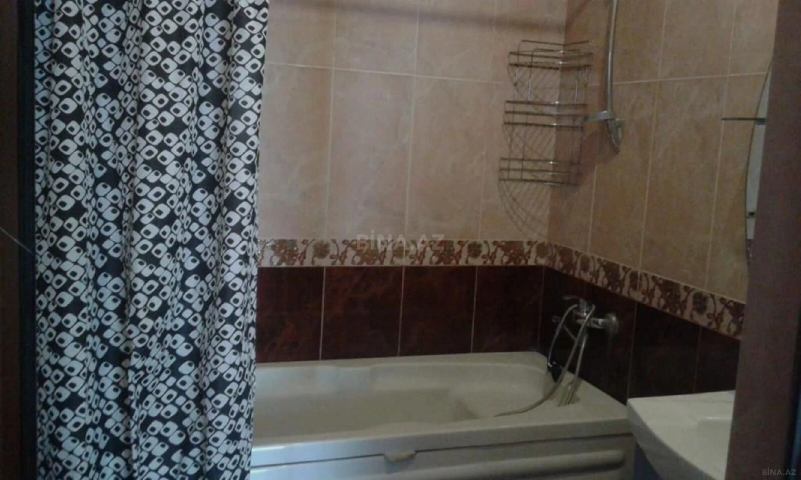 Kirayə verilir 3 otaqlı mənzil 105 m²