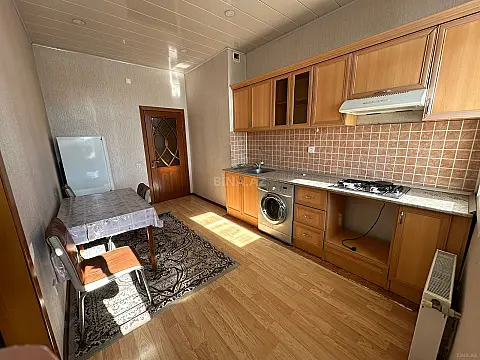 Kirayə verilir 3 otaqlı mənzil 105 m²