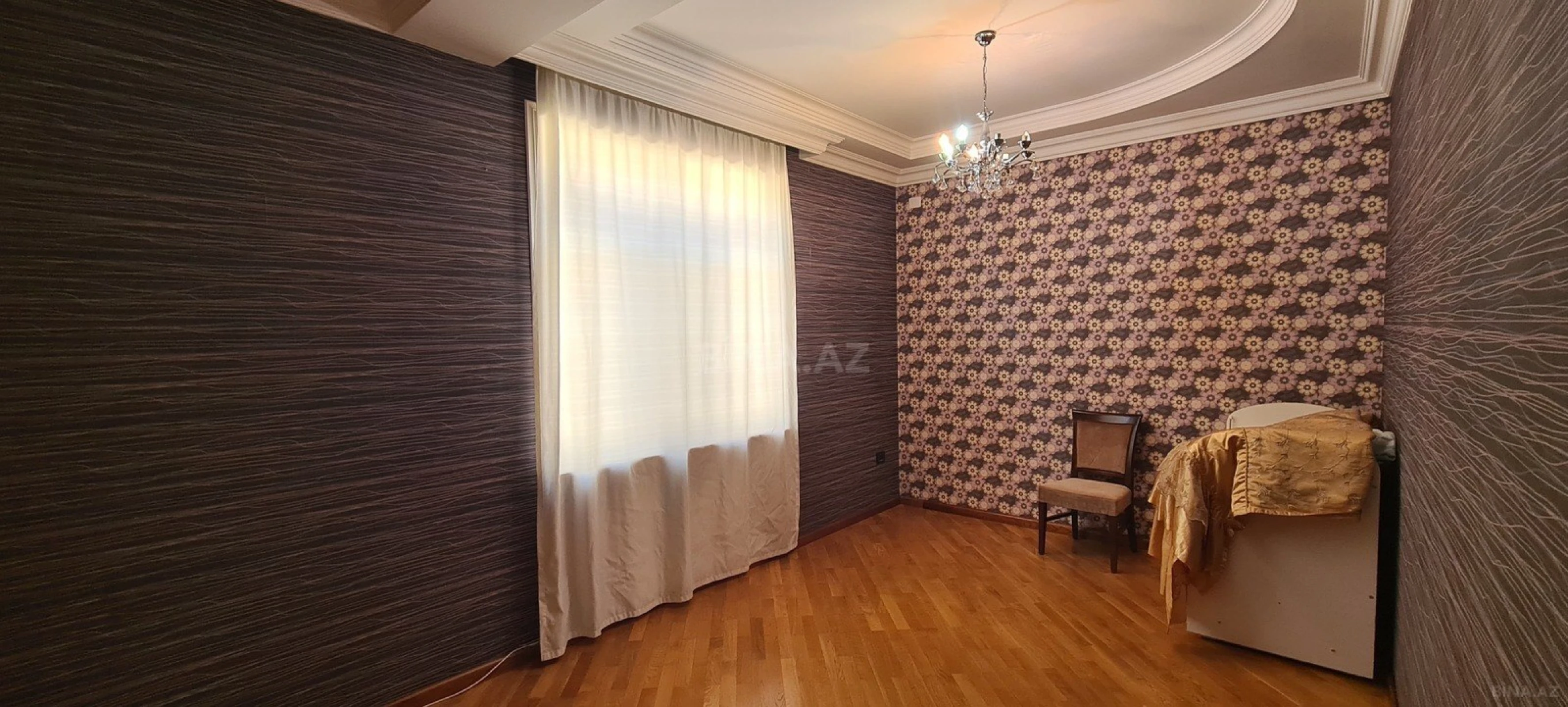 Kirayə verilir 7 otaqlı həyət evi 450 m²