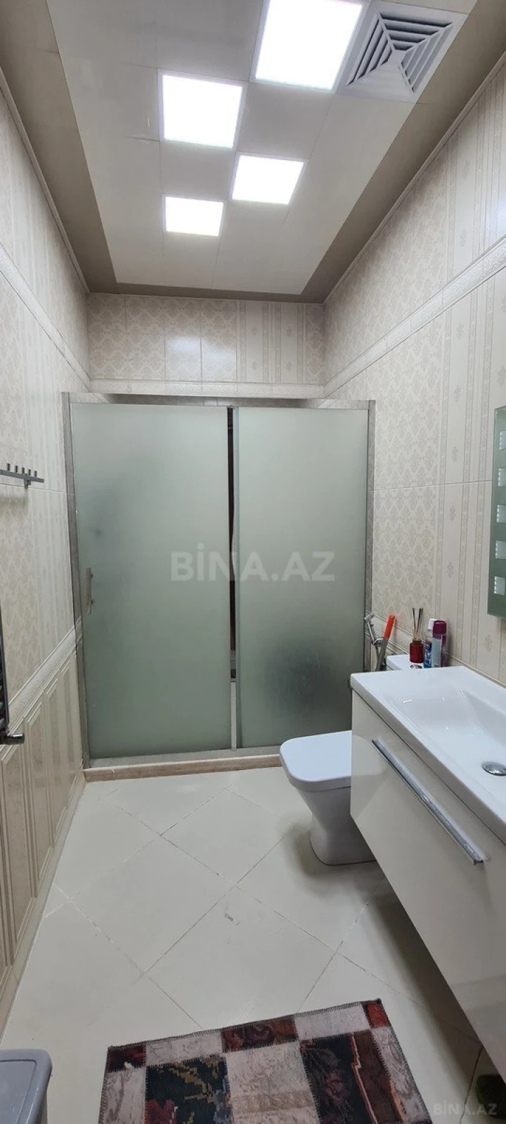 Kirayə verilir 7 otaqlı həyət evi 450 m²