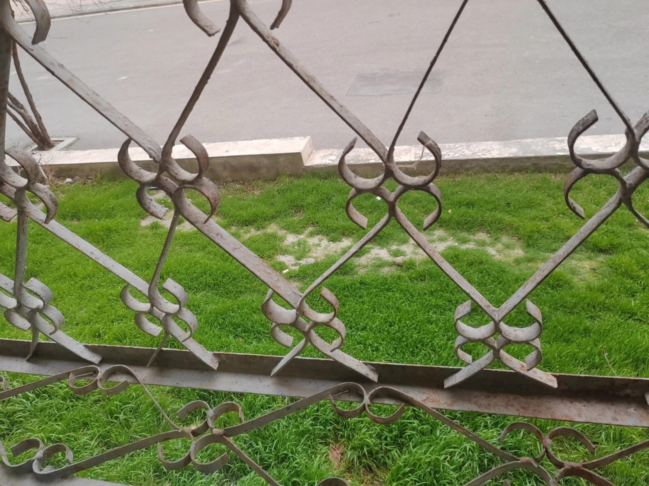 Satılır 4 otaqlı mənzil 90 m²