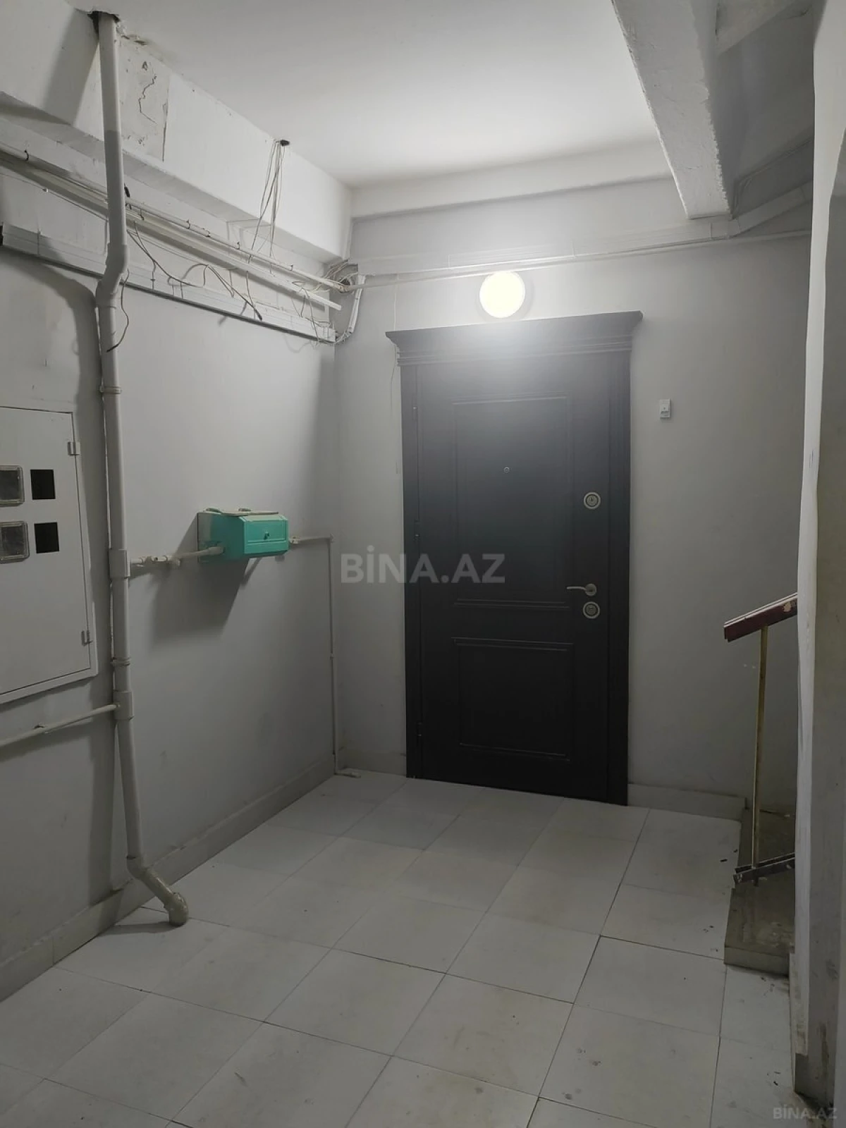 Satılır 4 otaqlı mənzil 90 m²