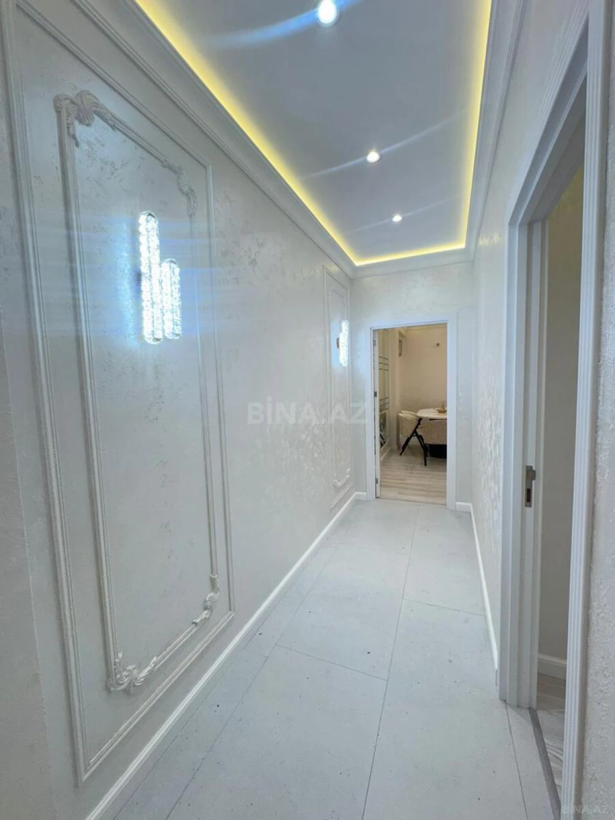 Satılır 3 otaqlı mənzil 116 m²