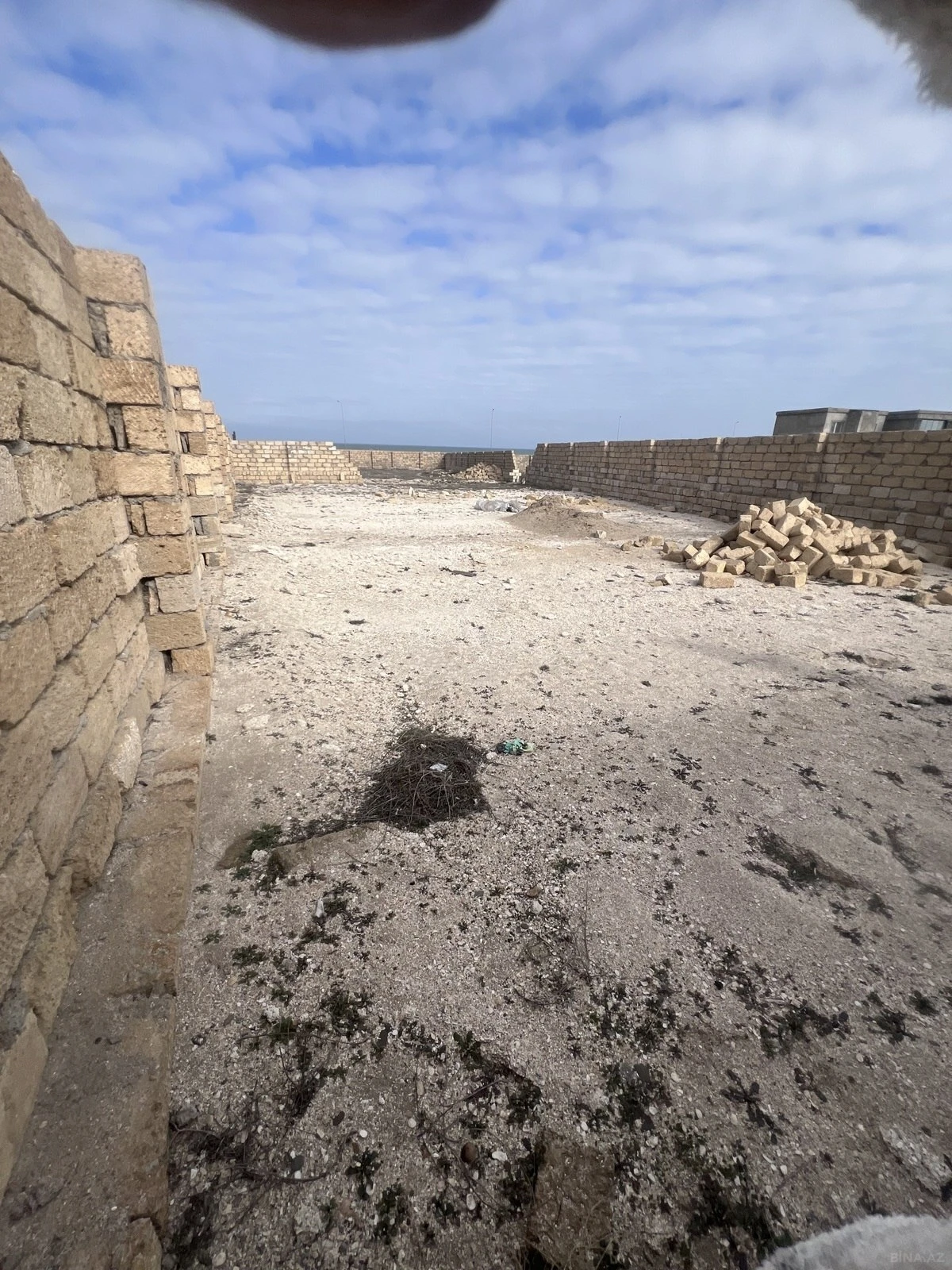 Satılır torpaq sahəsi 3.8 m²