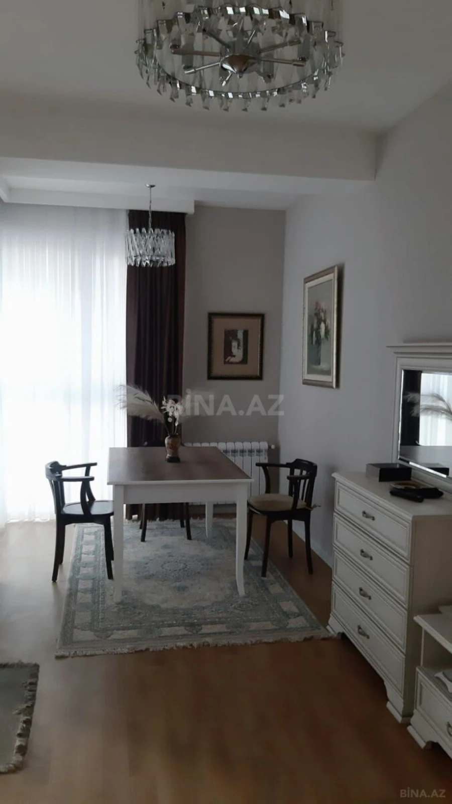 Kirayə verilir 3 otaqlı mənzil 100 m²
