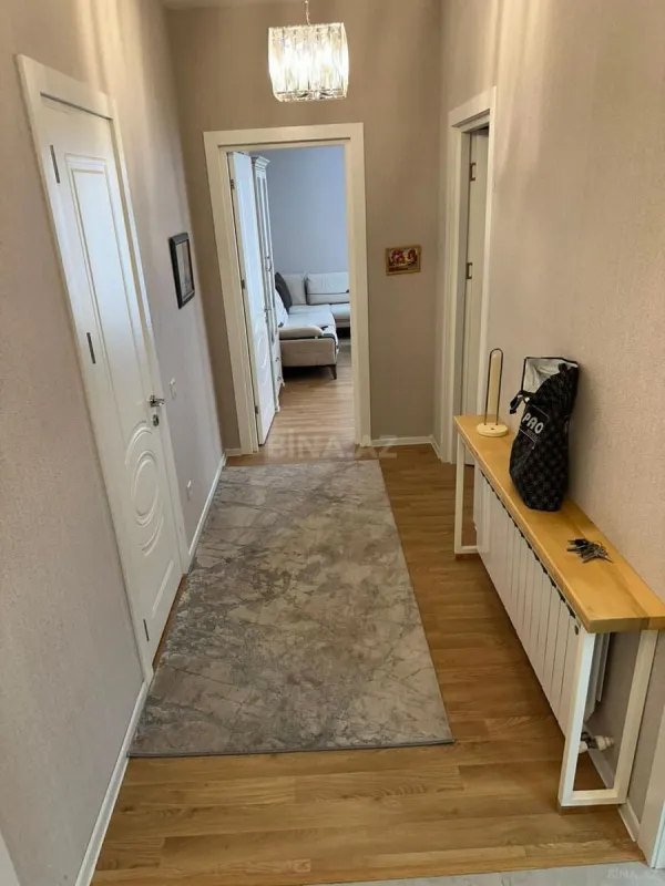 Kirayə verilir 3 otaqlı mənzil 100 m²