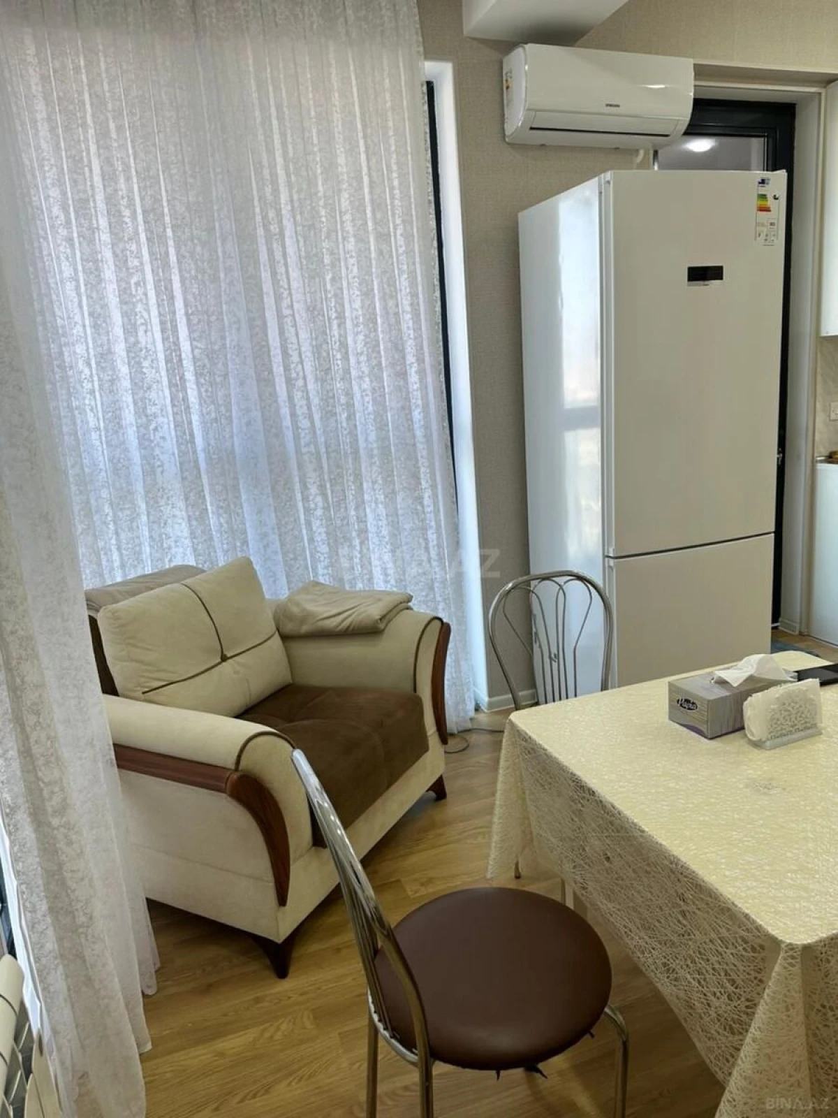 Kirayə verilir 3 otaqlı mənzil 100 m²