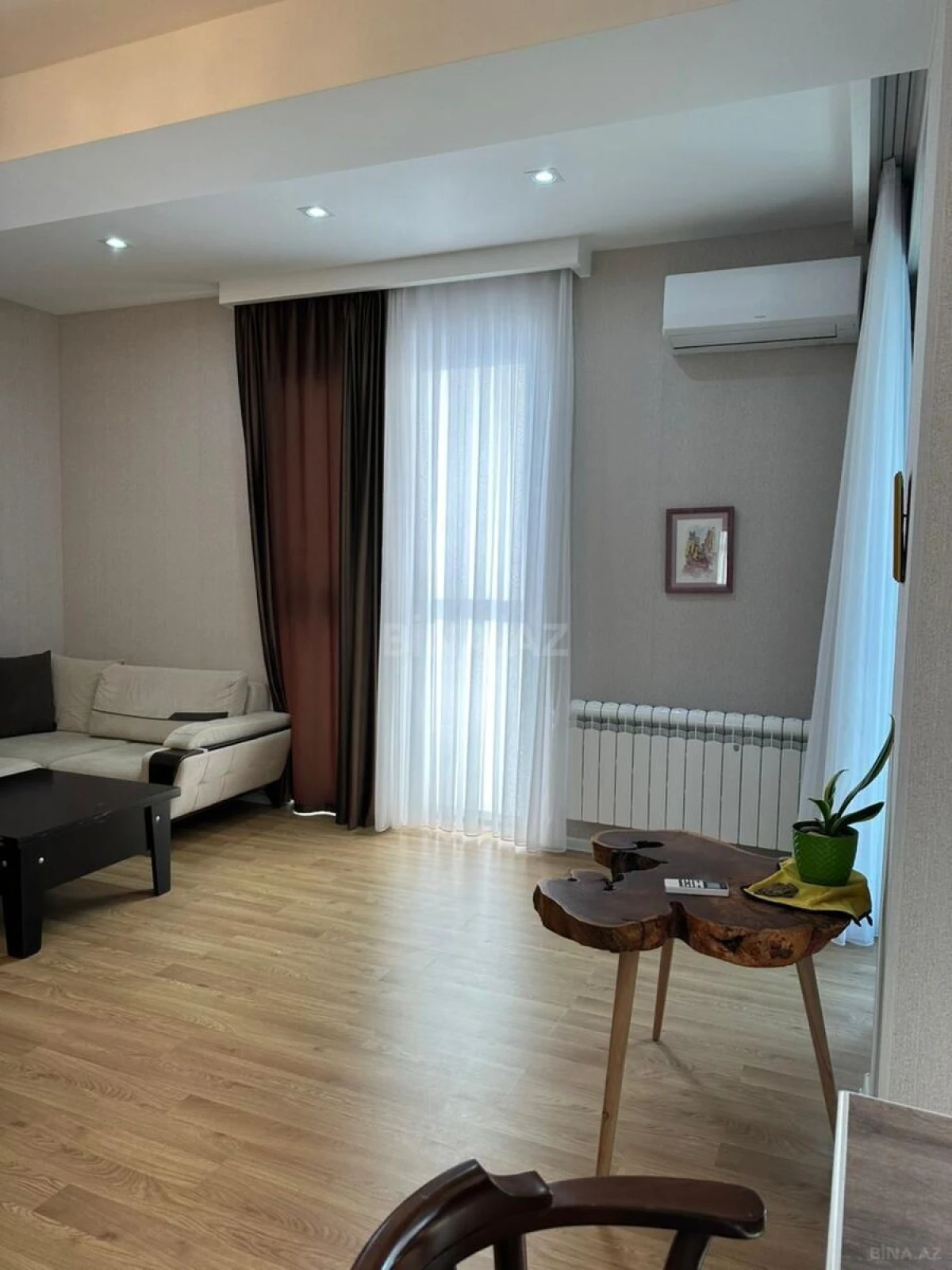 Kirayə verilir 3 otaqlı mənzil 100 m²
