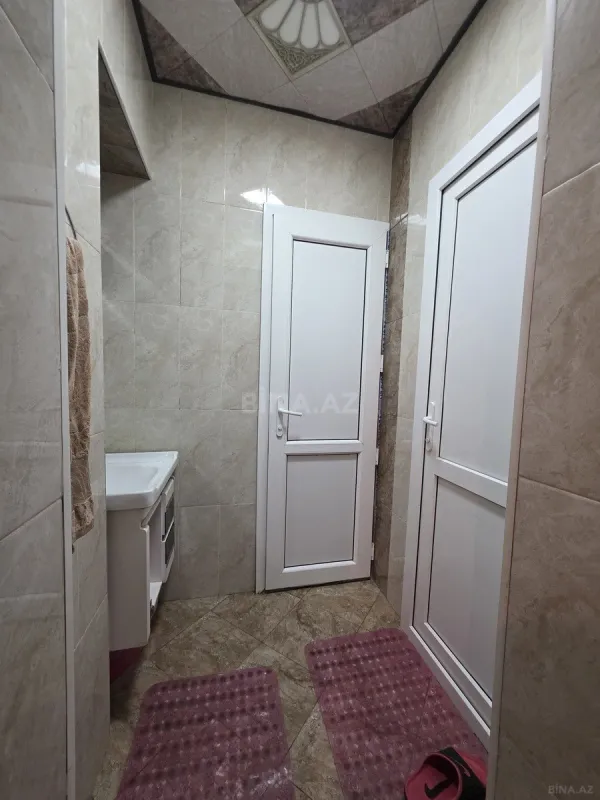 Satılır 5 otaqlı həyət evi 200 m²