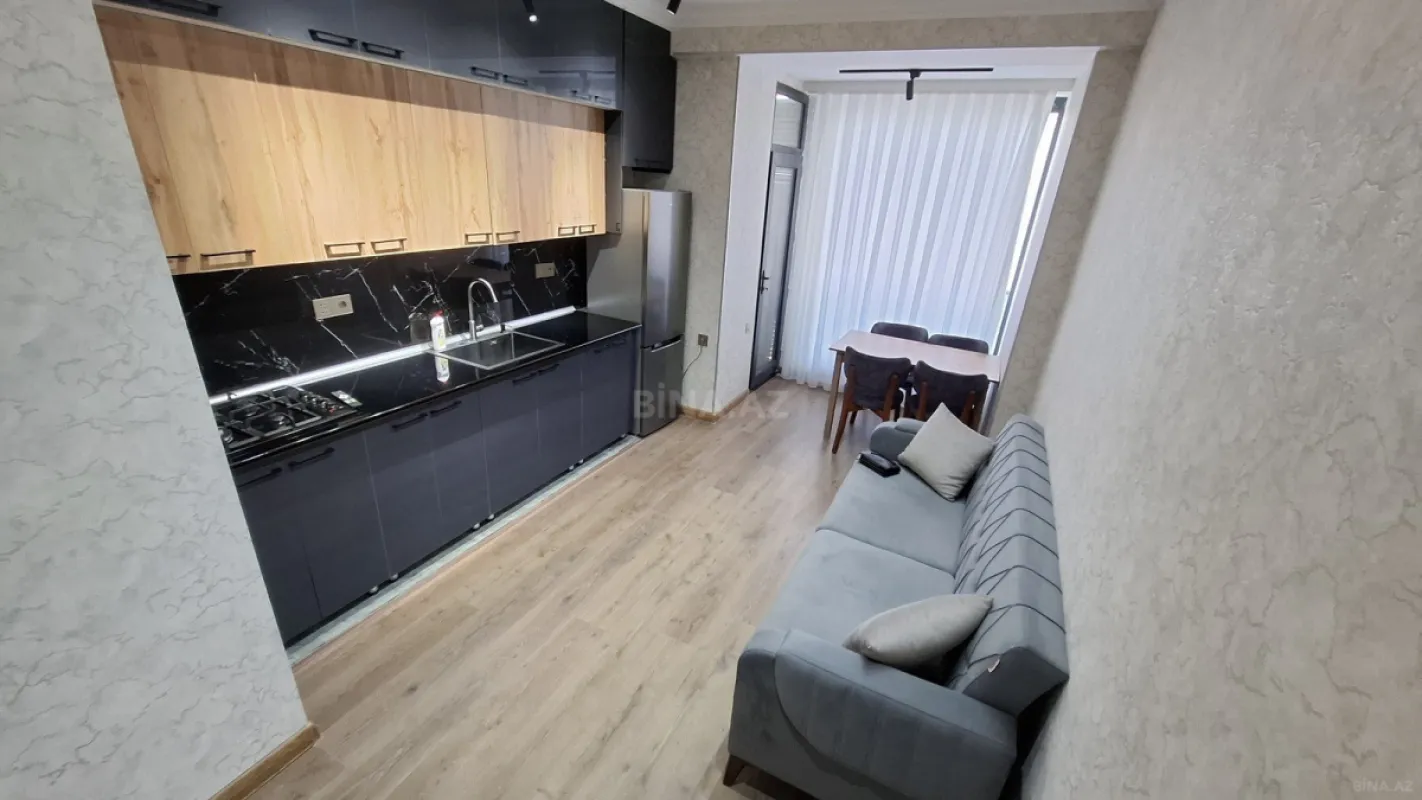 Kirayə verilir 2 otaqlı mənzil 60 m²