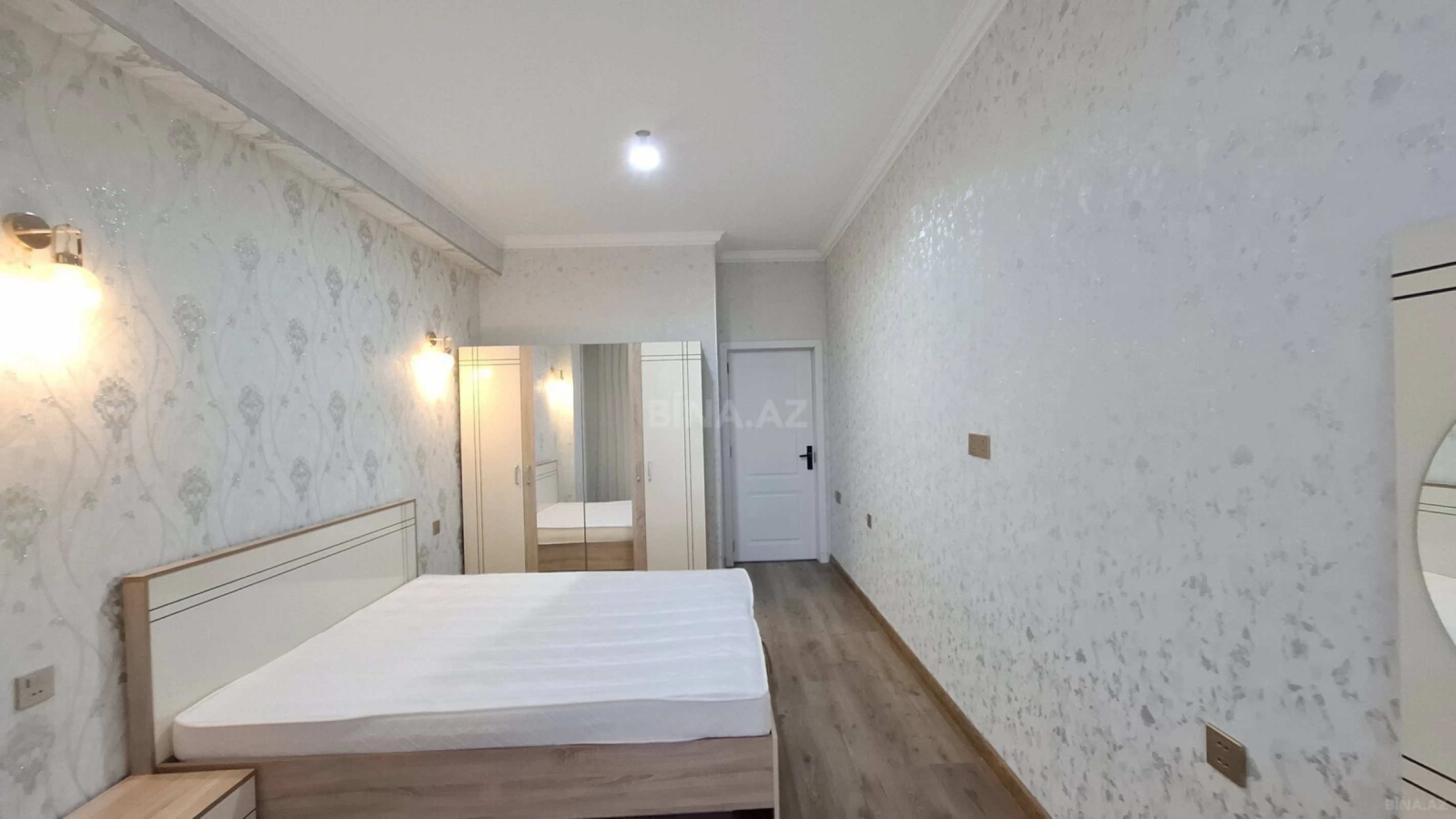Kirayə verilir 2 otaqlı mənzil 60 m²