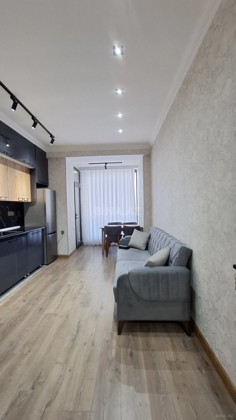 Kirayə verilir 2 otaqlı mənzil 60 m²
