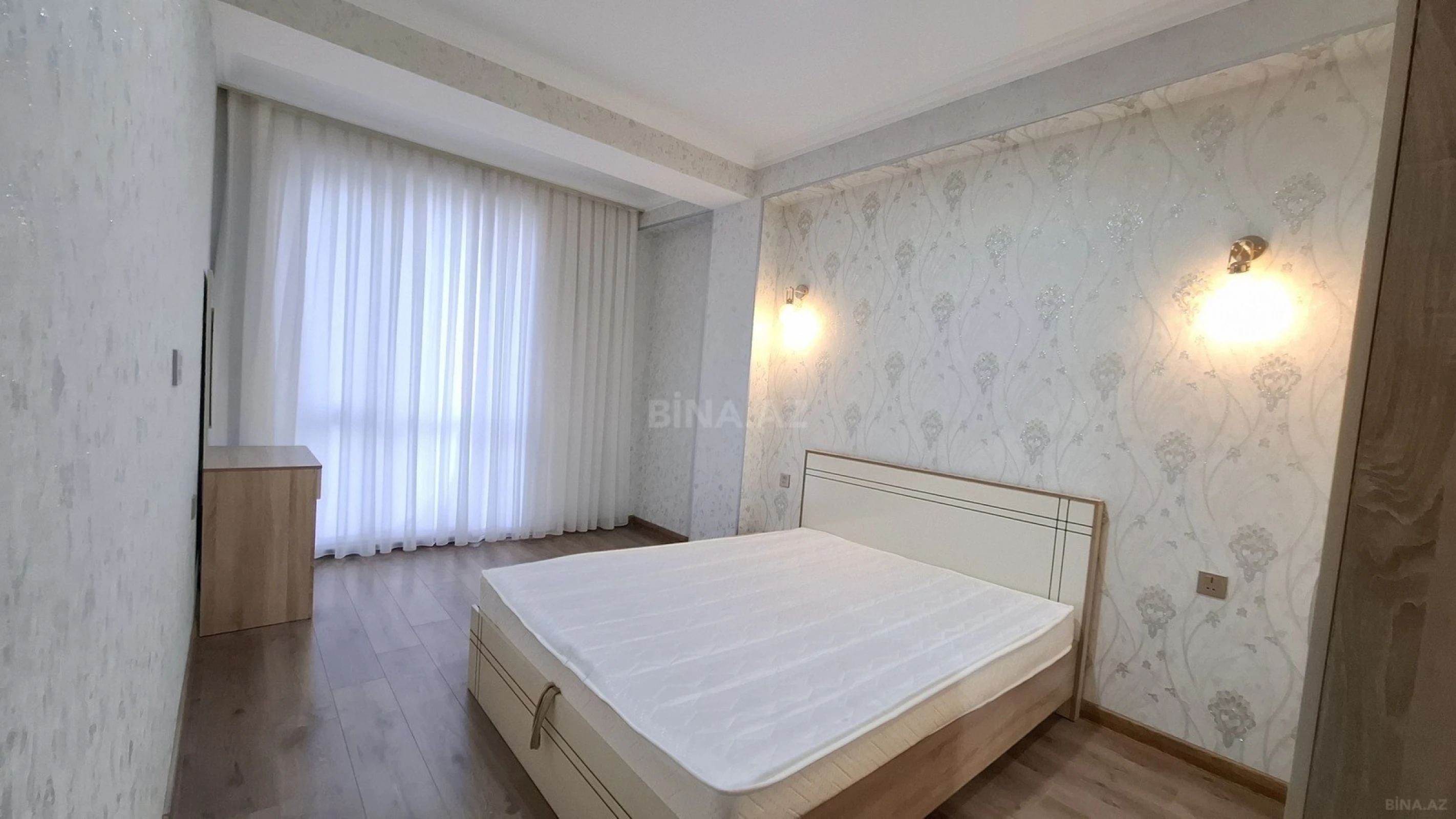 Kirayə verilir 2 otaqlı mənzil 60 m²
