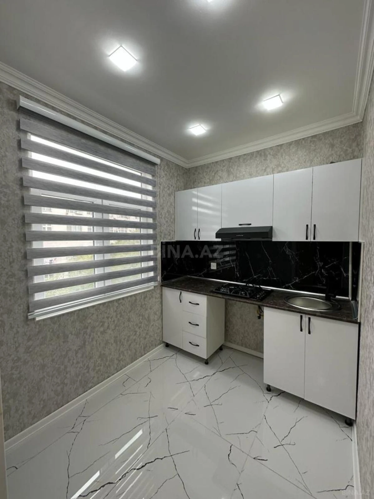 Satılır 2 otaqlı mənzil 55 m²