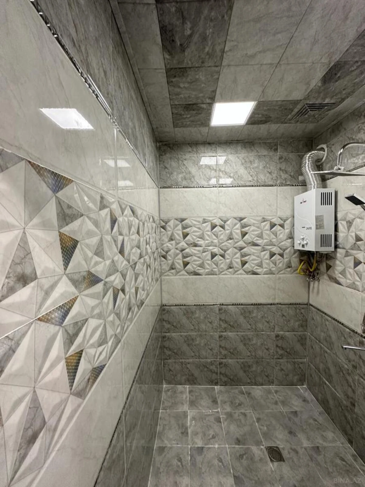 Satılır 2 otaqlı mənzil 55 m²