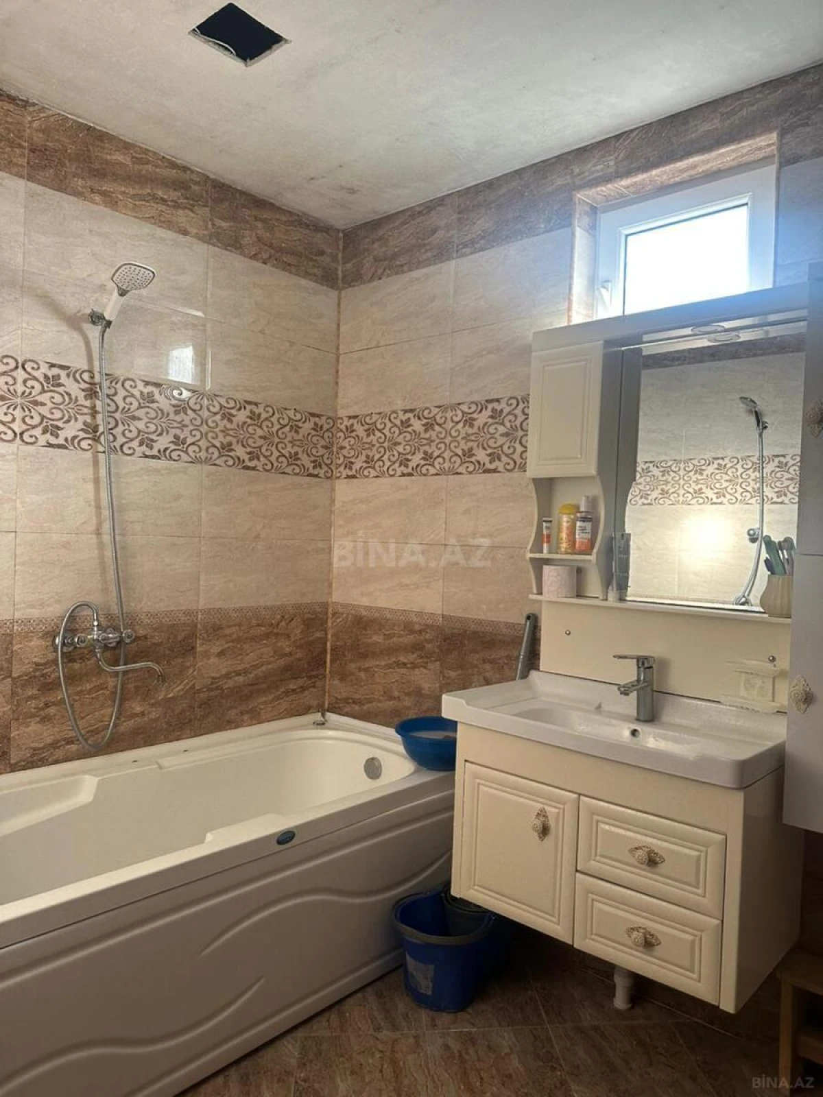 Kirayə verilir 3 otaqlı həyət evi 90 m²