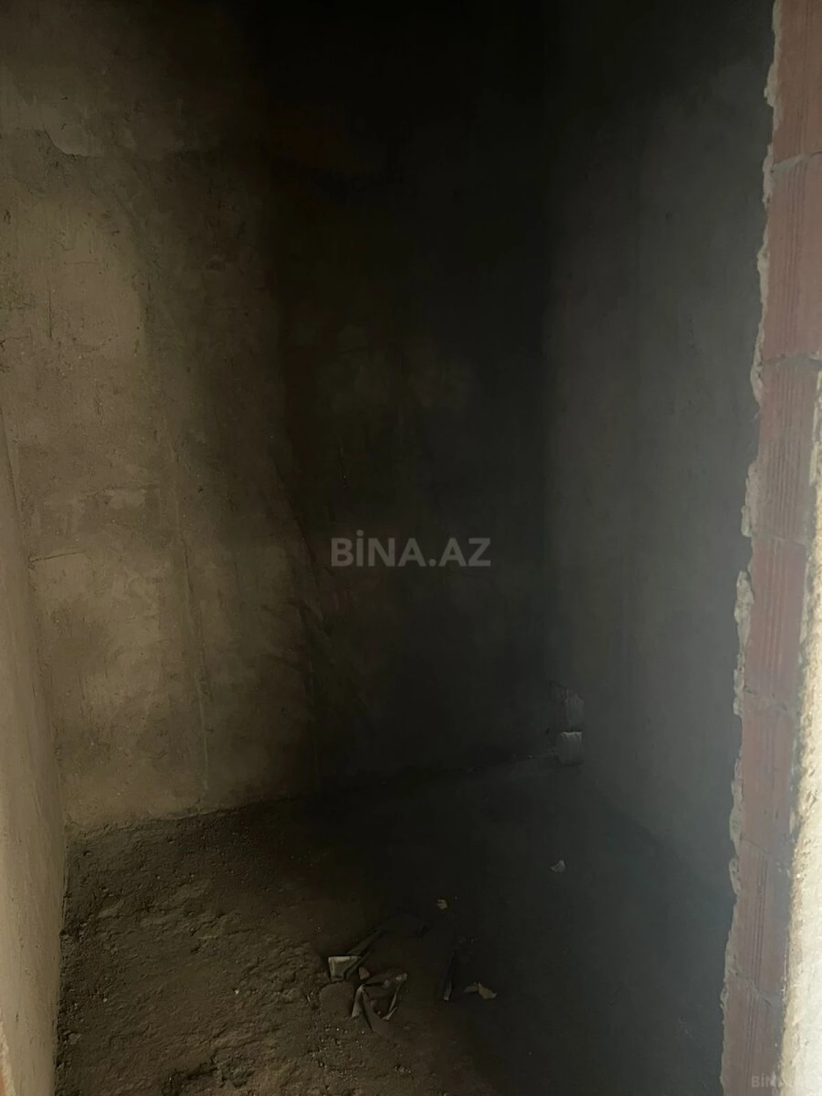 Satılır 3 otaqlı mənzil 152 m²