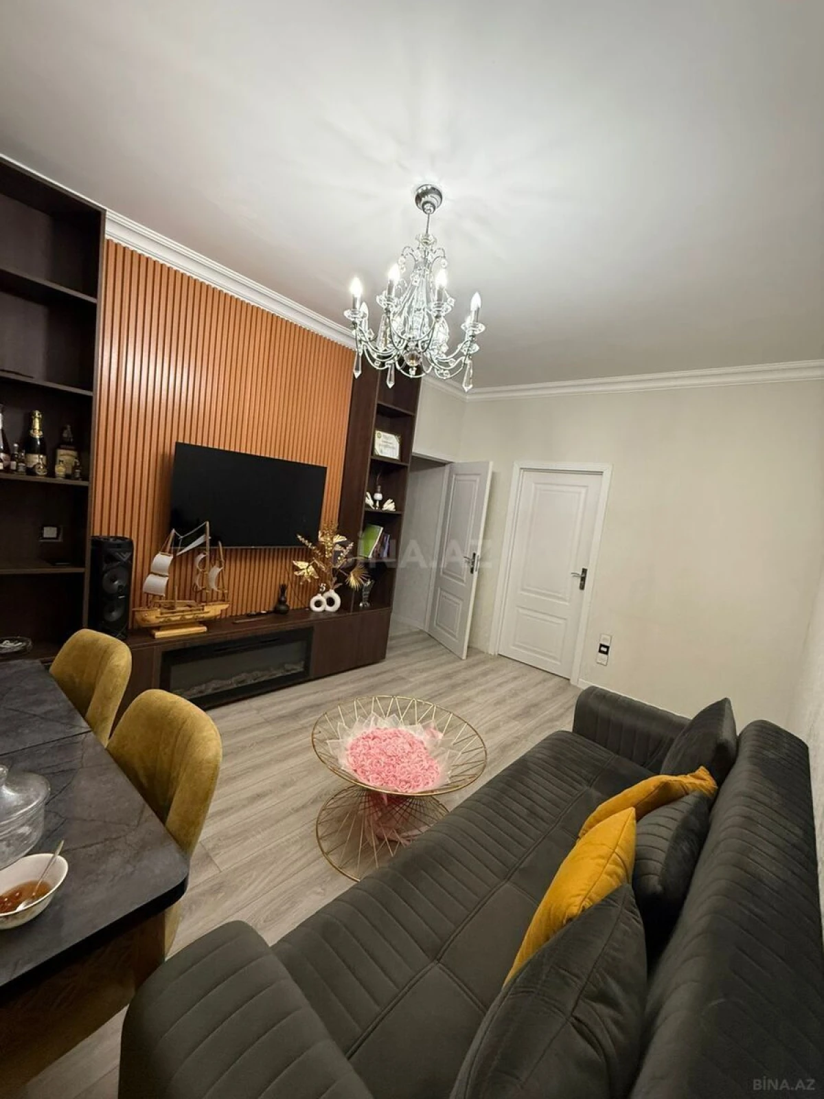 Kirayə verilir 2 otaqlı mənzil 55 m²