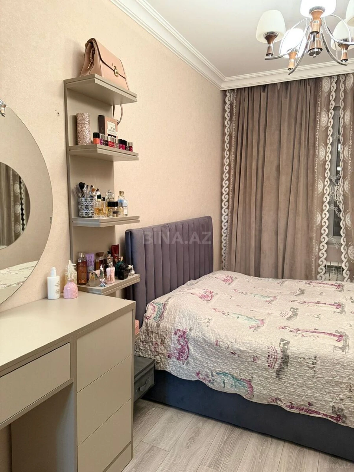 Kirayə verilir 2 otaqlı mənzil 55 m²