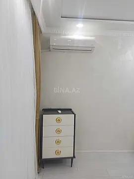 Kirayə verilir 2 otaqlı mənzil 76 m²