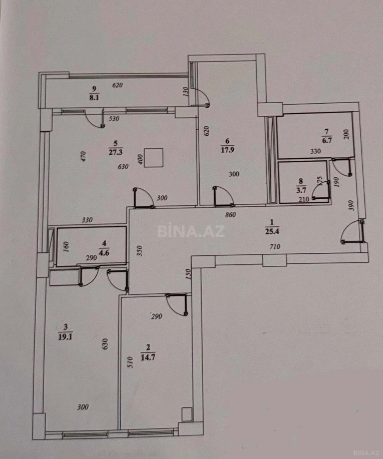 Satılır 3 otaqlı mənzil 135 m²