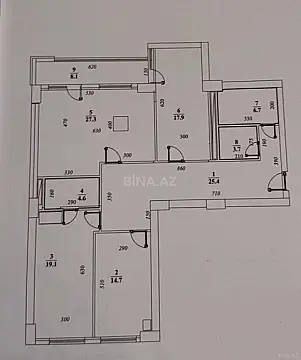 Satılır 3 otaqlı mənzil 135 m²