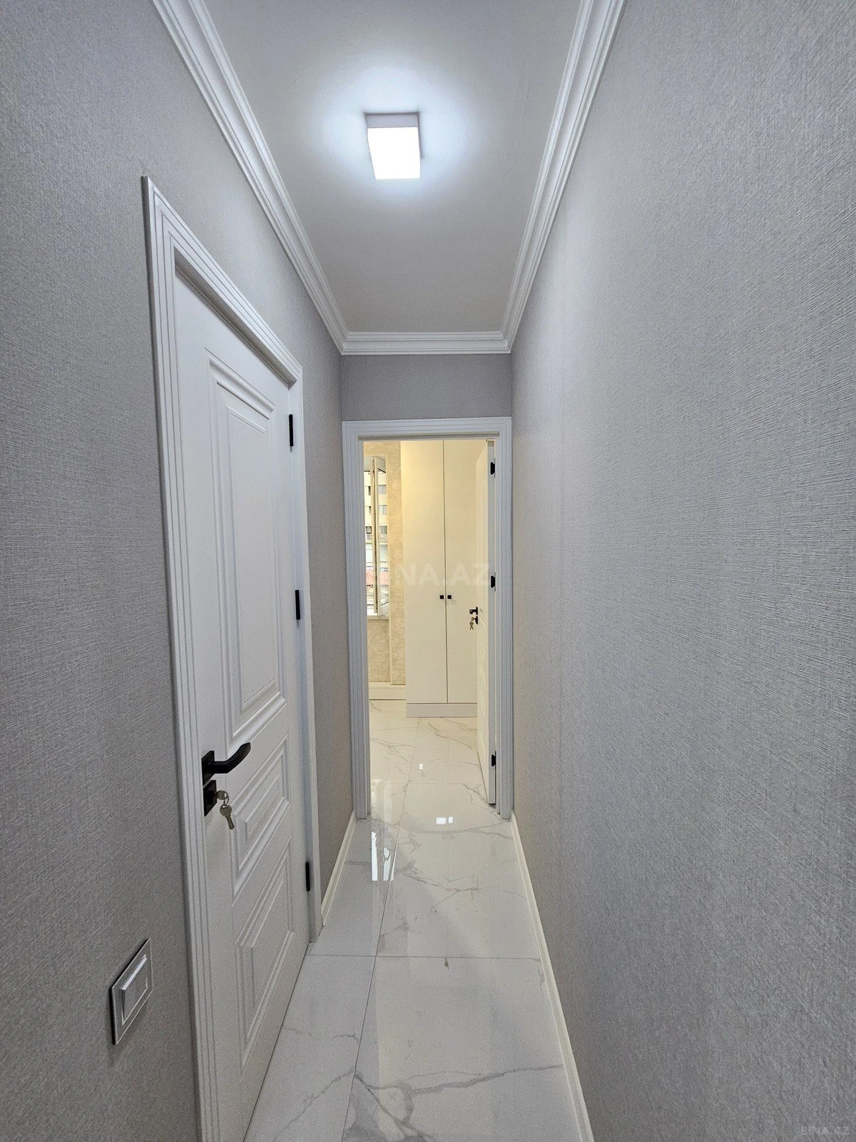 Satılır 2 otaqlı mənzil 60 m²