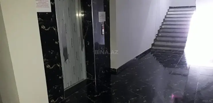 Satılır 2 otaqlı mənzil 64 m²