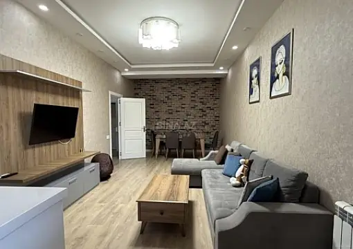 Kirayə verilir 3 otaqlı mənzil 90 m²
