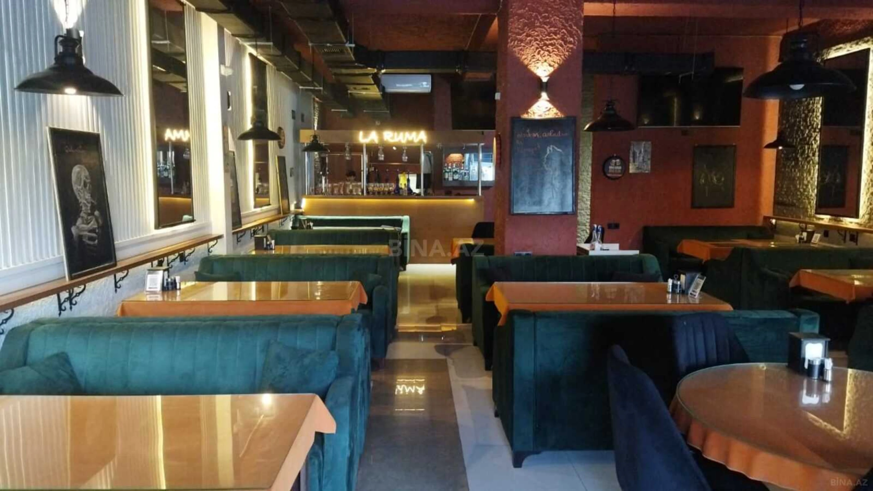 Satılır obyekt 135 m²