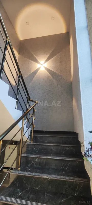 Satılır 5 otaqlı həyət evi 150 m²