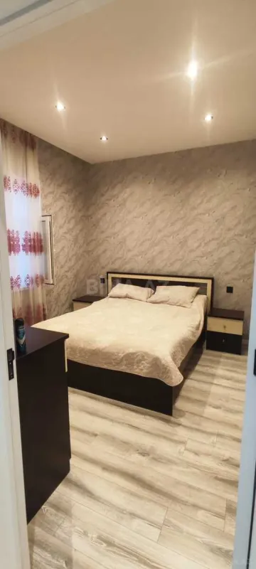 Satılır 5 otaqlı həyət evi 150 m²
