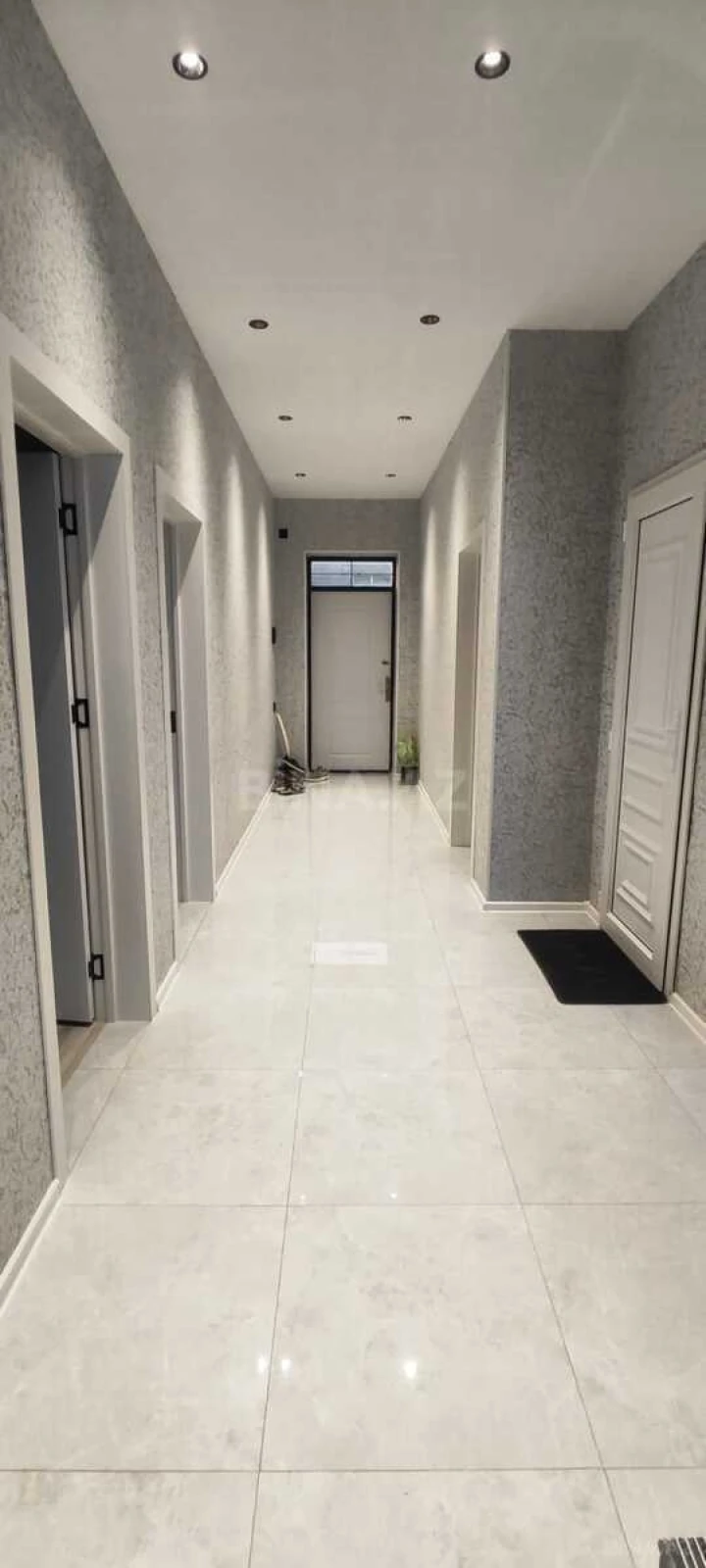 Satılır 5 otaqlı həyət evi 150 m²