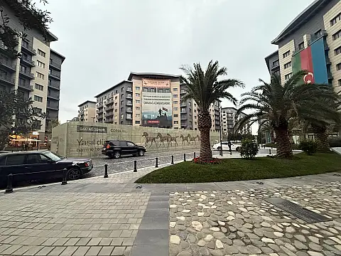 Satılır 4 otaqlı mənzil 202 m²