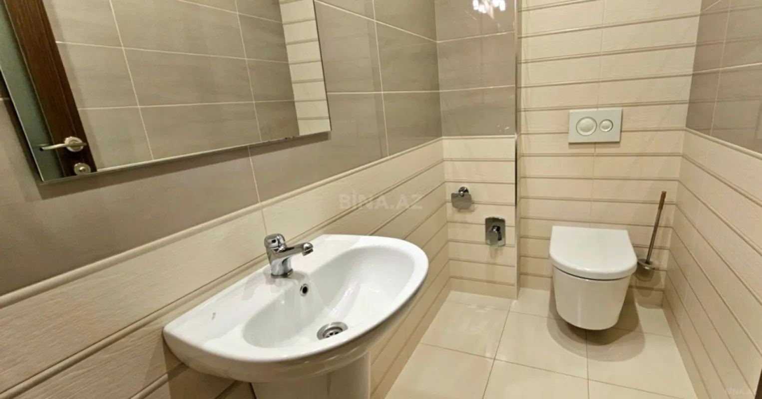 Kirayə verilir 3 otaqlı mənzil 170 m²