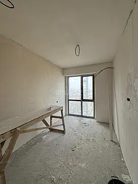 Satılır 4 otaqlı mənzil 128.9 m²