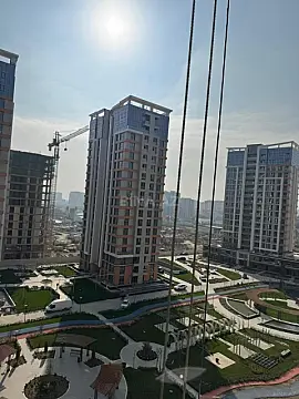 Satılır 4 otaqlı mənzil 128.9 m²