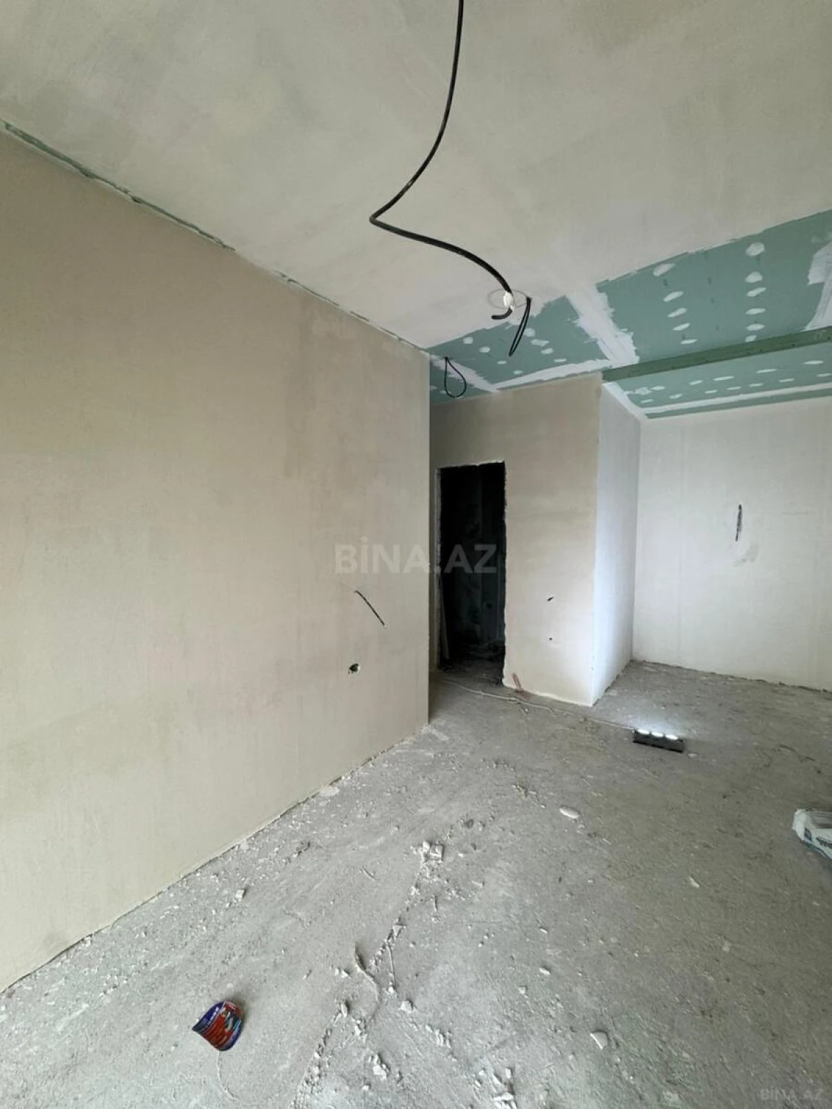 Satılır 4 otaqlı mənzil 128.9 m²