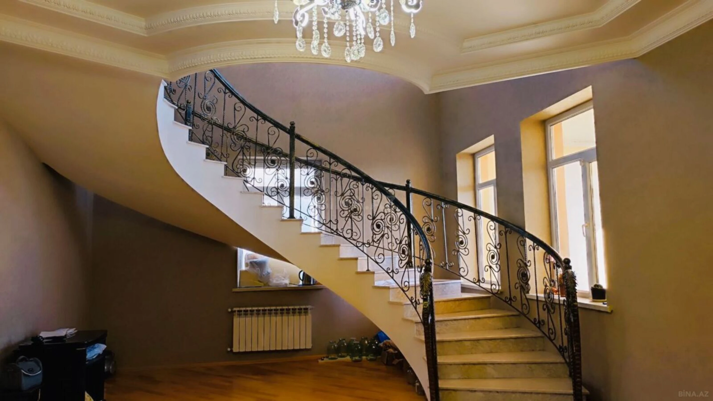 Satılır 6 otaqlı həyət evi 510 m²