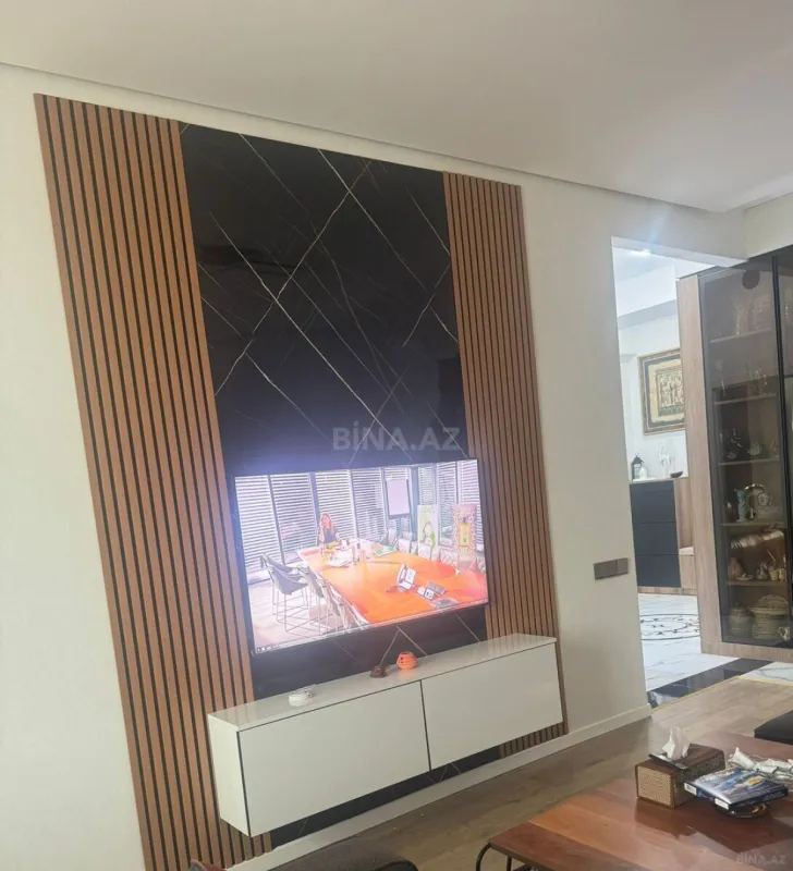 Satılır 3 otaqlı mənzil 105 m²