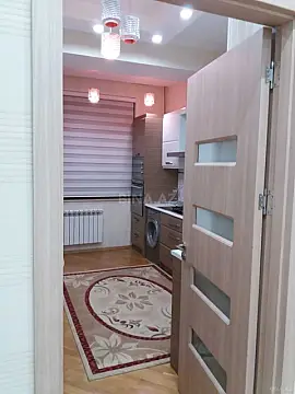 Satılır 3 otaqlı mənzil 125 m²