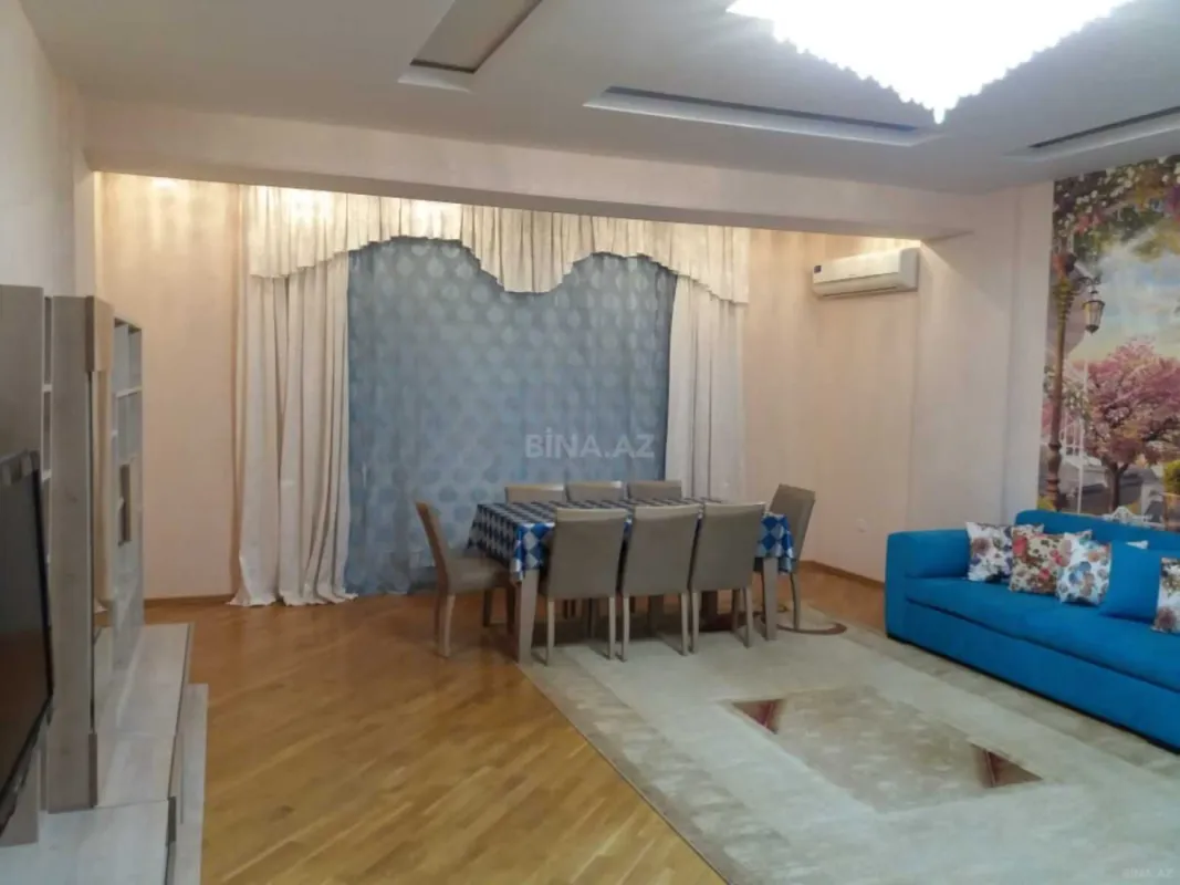 Satılır 3 otaqlı mənzil 125 m²