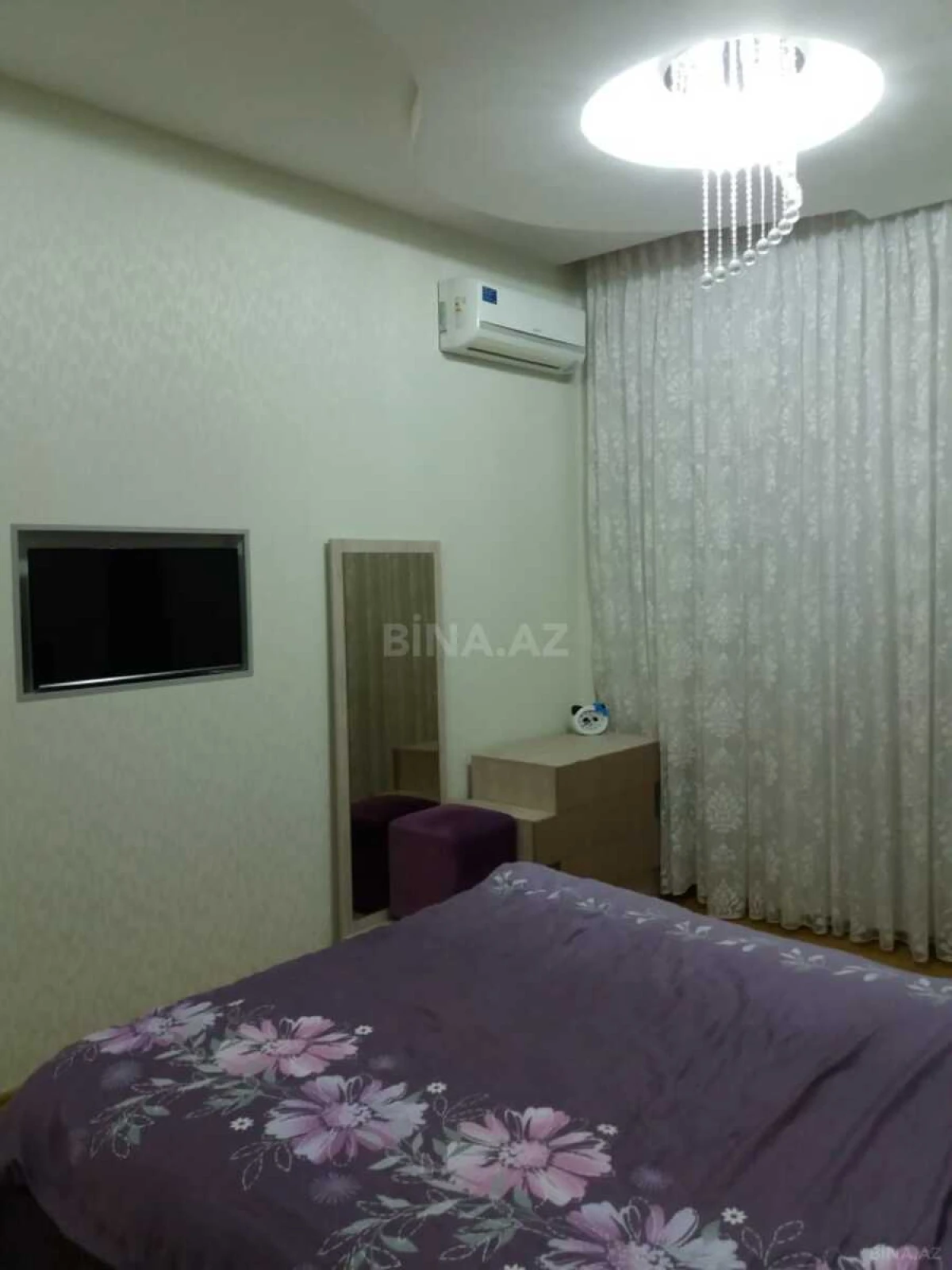 Satılır 3 otaqlı mənzil 125 m²
